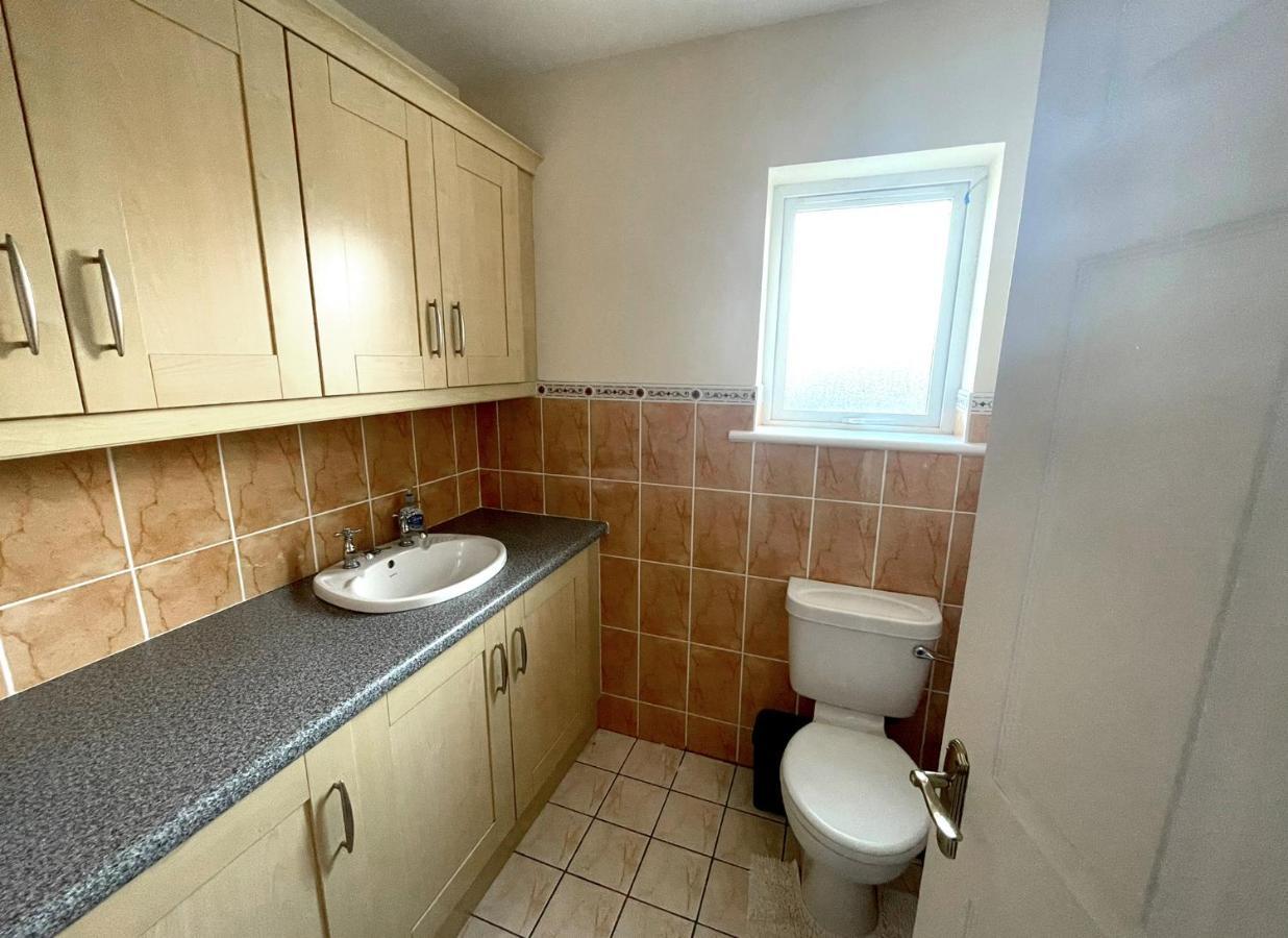 Ballycotton Holiday Apartment No 6 By Trident Holiday Homes Экстерьер фото