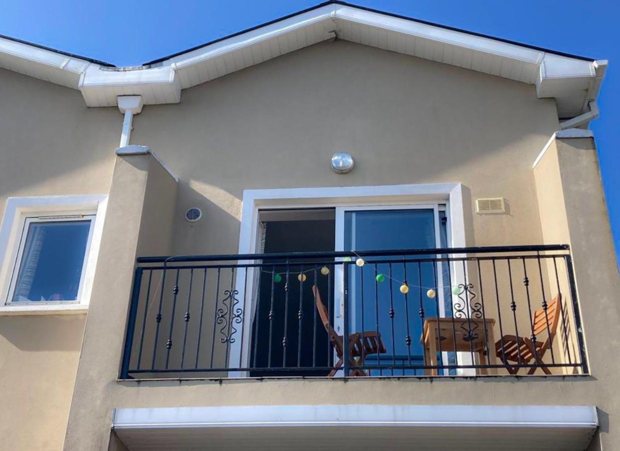Ballycotton Holiday Apartment No 6 By Trident Holiday Homes Экстерьер фото